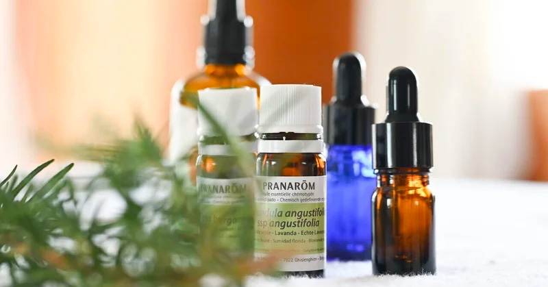 お肌の油分と水分のバランスが崩れやすい